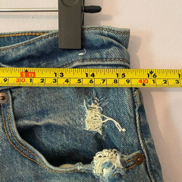 Abercrombie & Fitch High Rise Mom Jean Distressed Medium Wash Women 10 / 30 Long - Picture 9 of 13